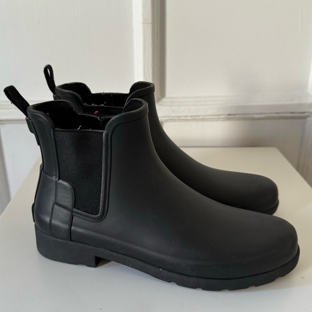 Black short Hunter rain boots